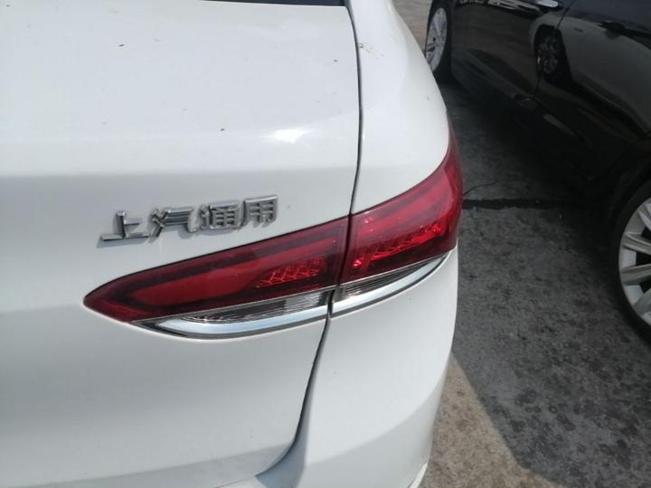 Excelle 2021 Facelift Classic 1.5L AT Elite photo 7