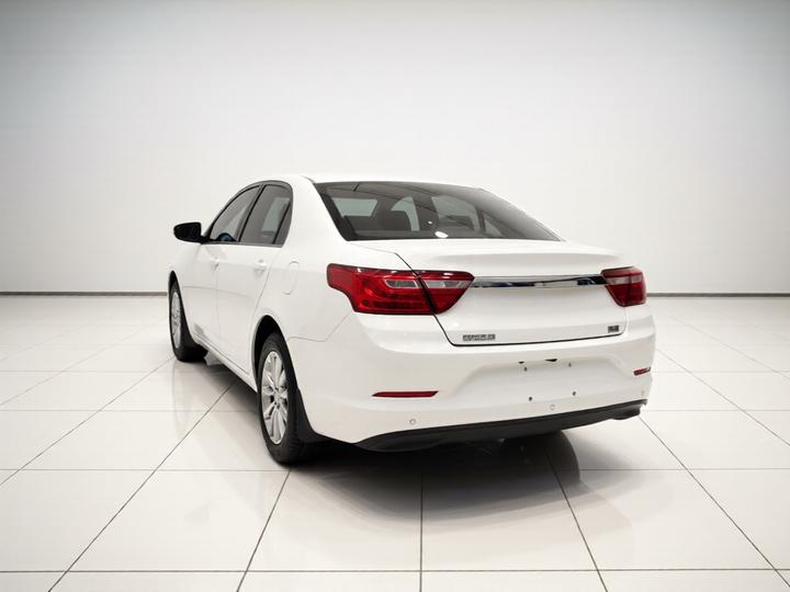 Vision 2020 Facelift 1.5L MT photo 4