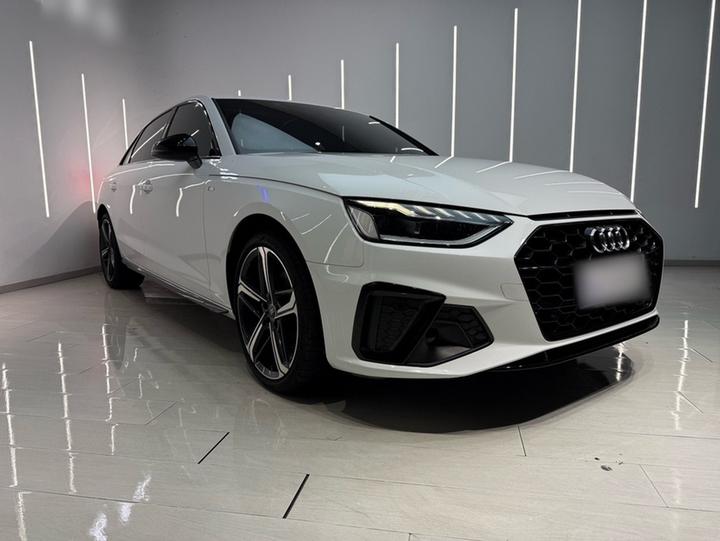 A4L 2023 40 TFSI Luxury Dynamic photo 2