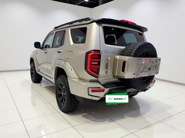 400 EV 2023 Hi4-T photo 4