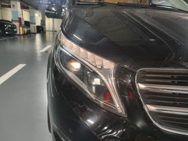 V-Class 2018 V 260 L Premium Extended China V photo 7
