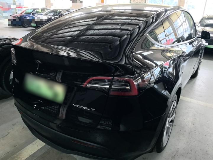 Model Y 2022 Facelift RWD photo 4