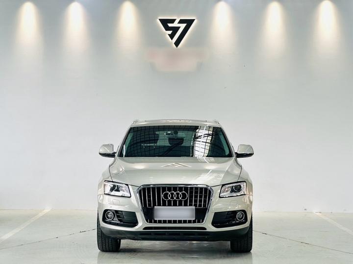 Q5 2016 40 TFSI Tech photo 3