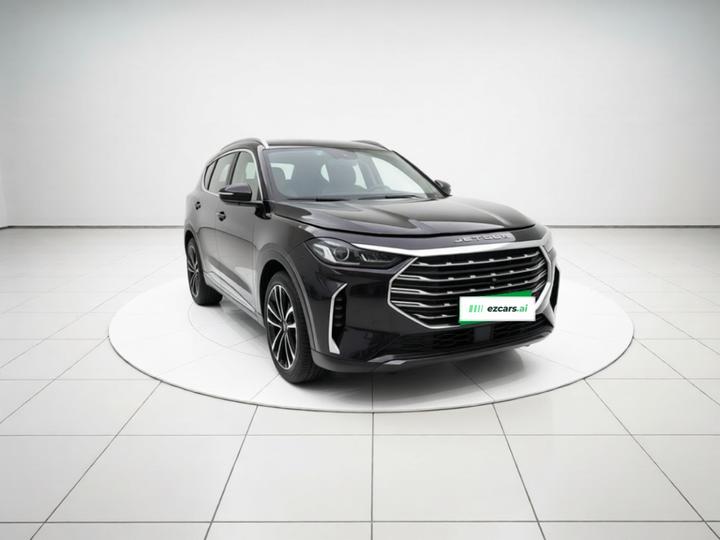X70 PLUS 2021 1.6T DCTPRO 7-Seater photo 3