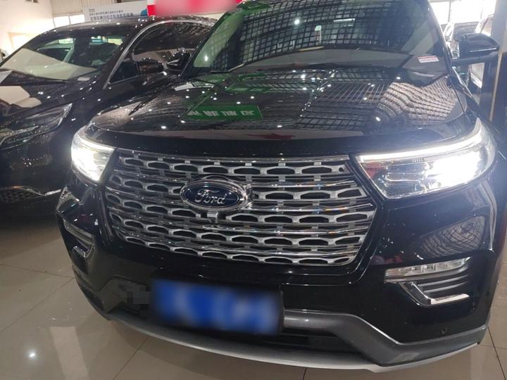 Explorer 2020 EcoBoost 285 AWD Titanium 7-Seater photo 2