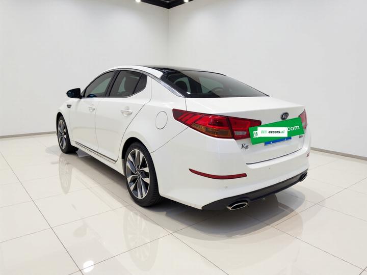 K5 2015 2.0L AT LUX photo 4