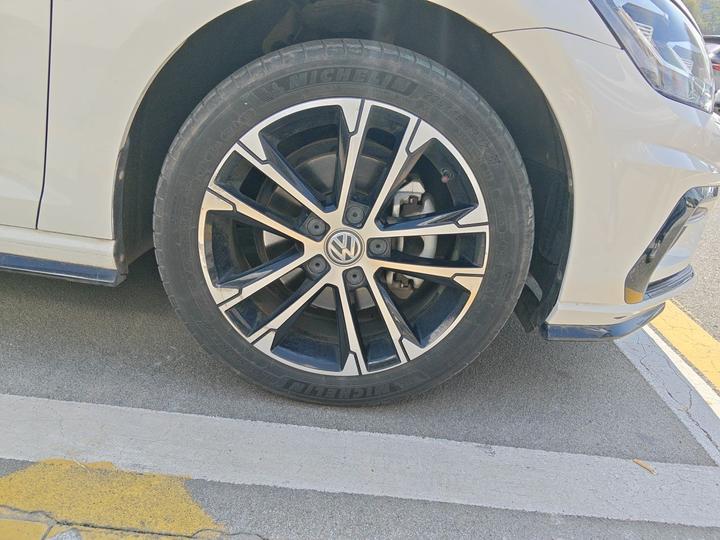 Golf 2019 280TSI DSG R-Line China V photo 8