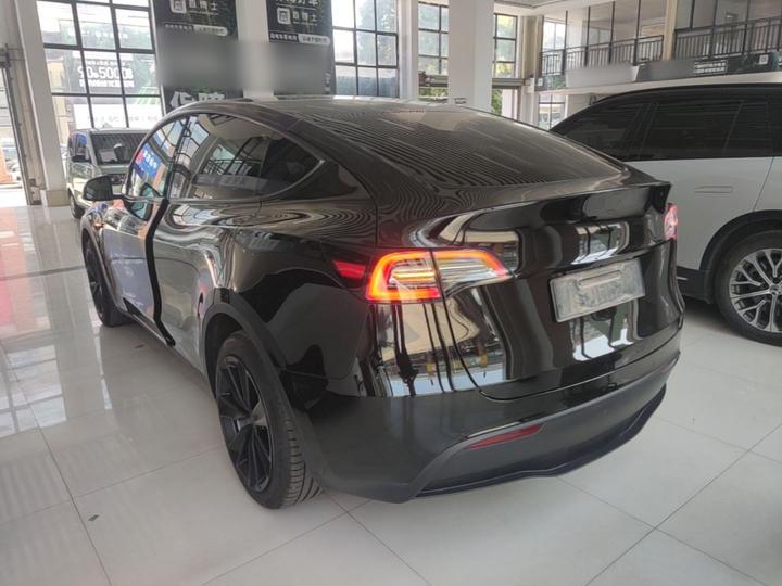 Model Y 2022 Facelift Long Range AWD photo 4