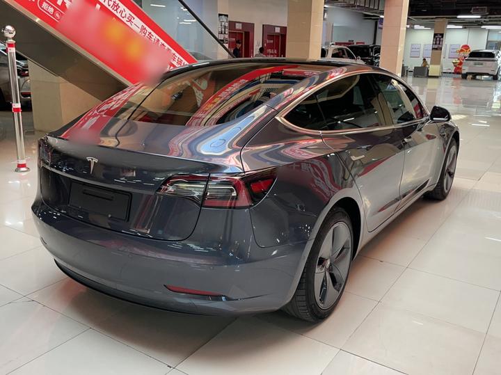Model 3 Imported 2019 Standard Range RWD Upgraded photo 4