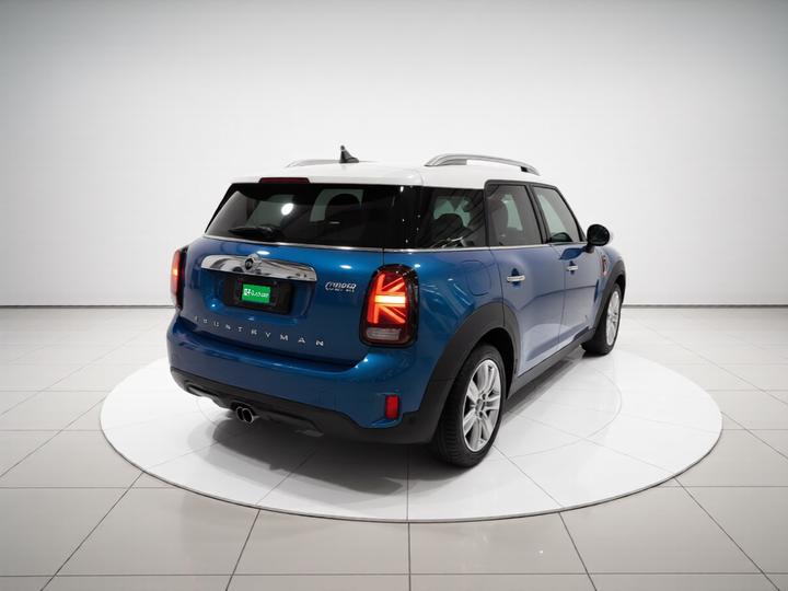 2017 1.5T COOPER ALL4 photo 6