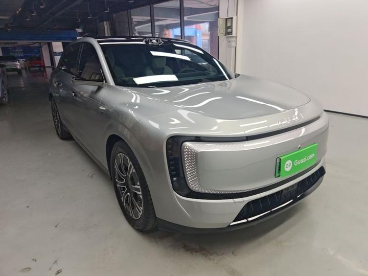 AUDI E7X 2026 quattro photo 3