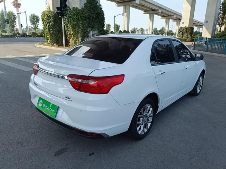 Vision 2018 1.5L AT photo 4