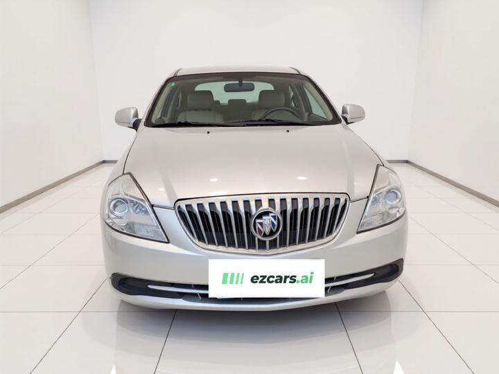 Excelle 2015 1.5L AT Classic photo 2