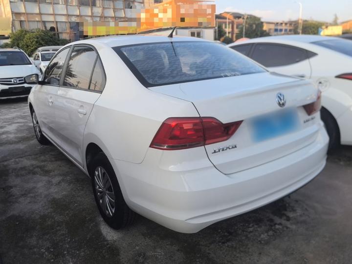 Santana 2016 1.6L AT photo 4