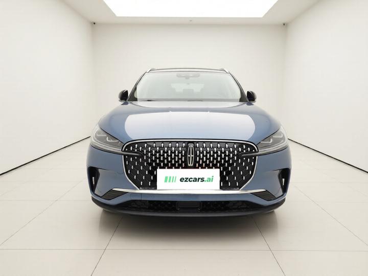 Aviator 2024 3.0T V6 AWD 6-Seater photo 2