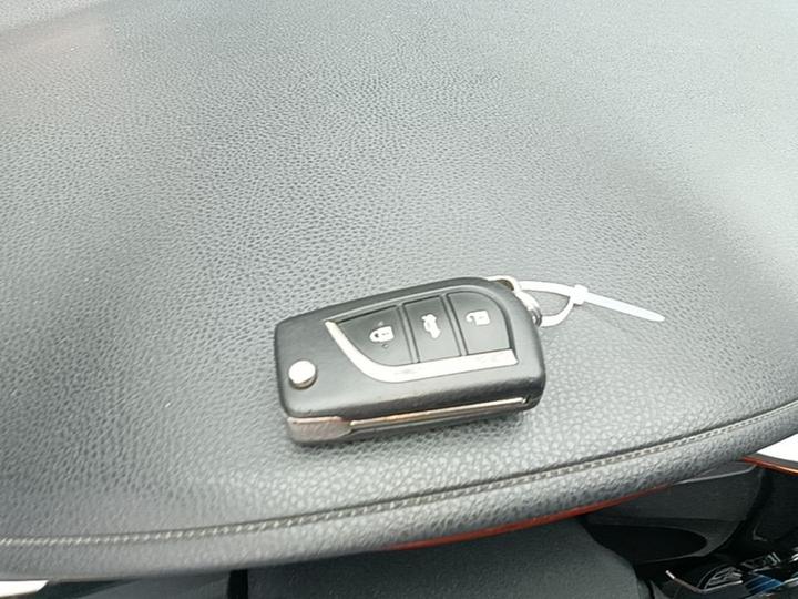 Corolla 2017 Facelift 1.6L S-CVT GL photo 8