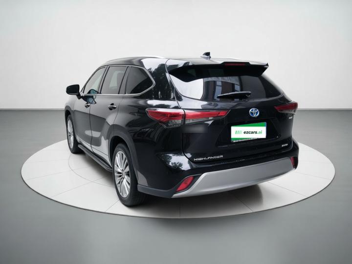 Highlander 2022 Hybrid 2.5L AWD Premium 7-Seater photo 4