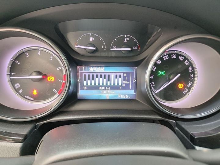 Verano 2015 Sedan 20T DCT Leading photo 7