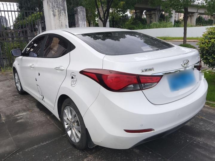 Elantra 2016 1.6L AT Smart photo 4