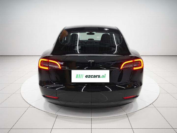 Model 3 2022 RWD photo 5