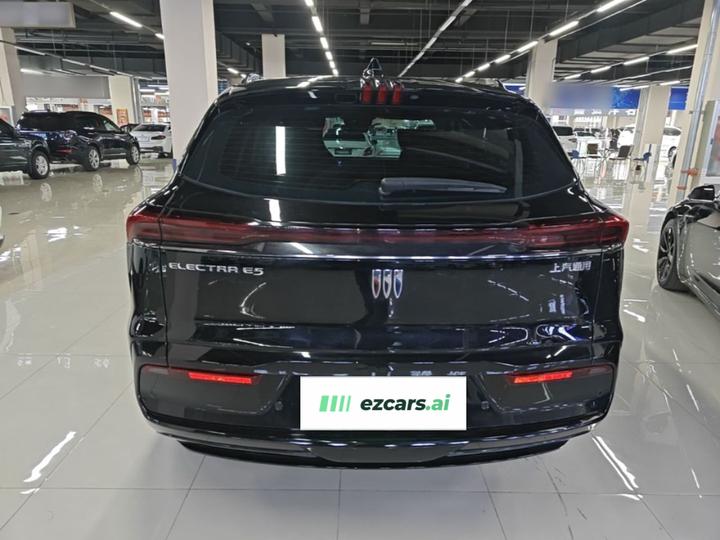 E5 2023 Standard Range photo 5