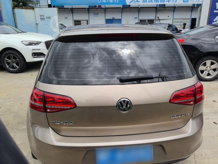 Golf 2016 230TSI AT Comfort photo 3