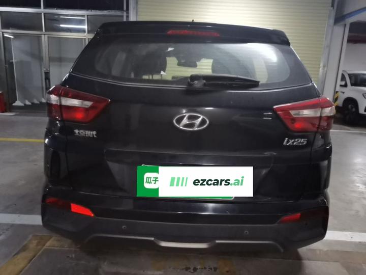 ix25 2015 1.6L AT RWD Smart GLS photo 5