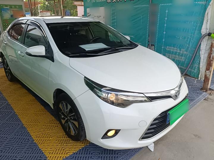 Levin 2014 1.8GS CVT Elite photo 3