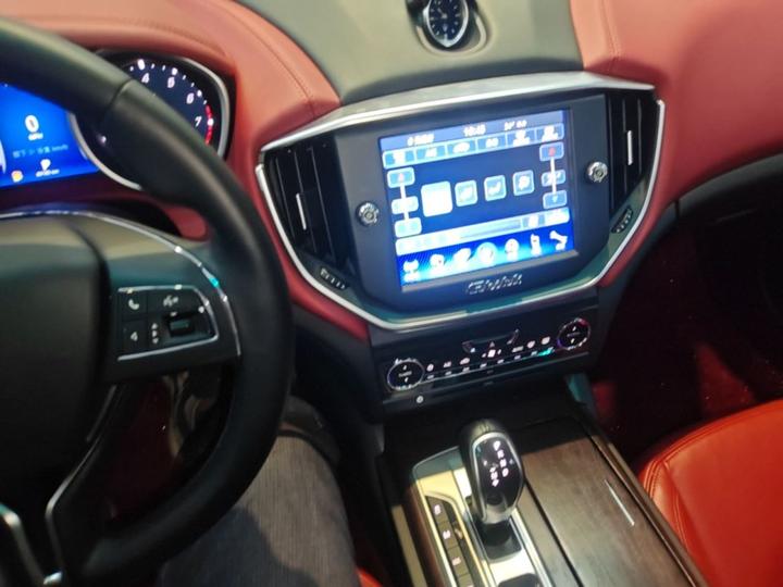 Ghibli 2014 3.0T Standard photo 4