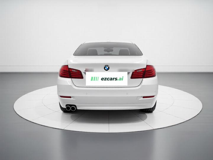 5 Series 2017 525Li Leading photo 5