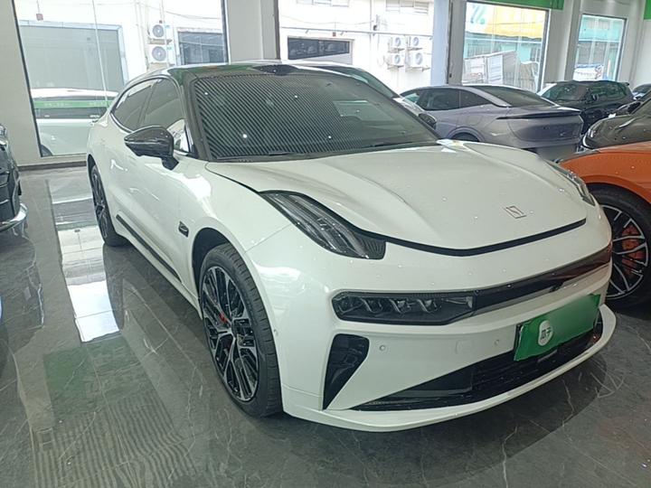 001 2026 103 AWD Ultra+ photo 3