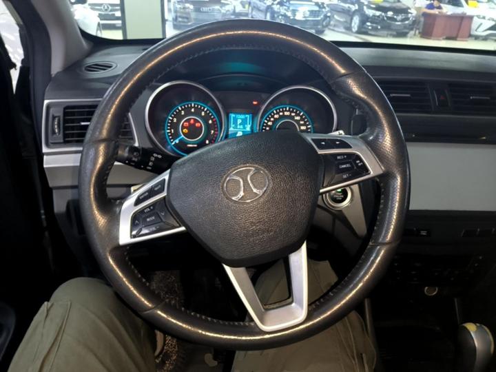 BAIC X65 2015 2.0T AT Comfort photo 6