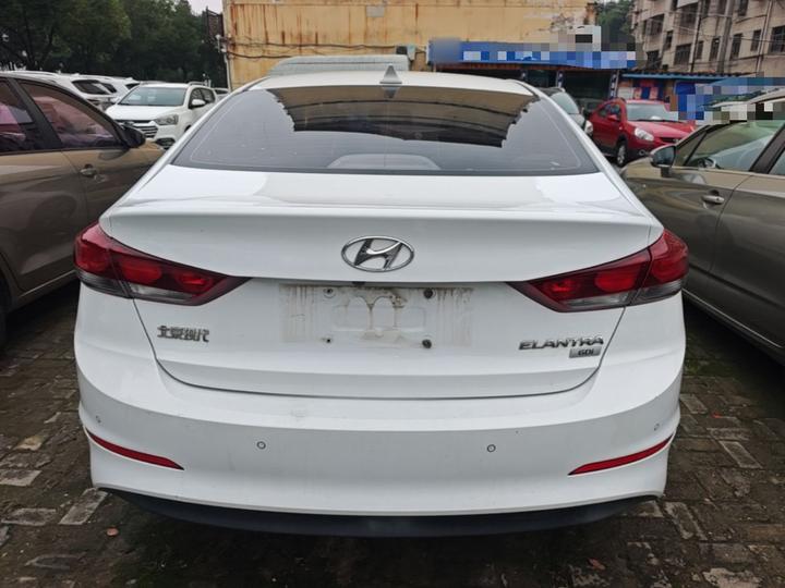 Elantra 2016 1.6L AT Smart Elite photo 5