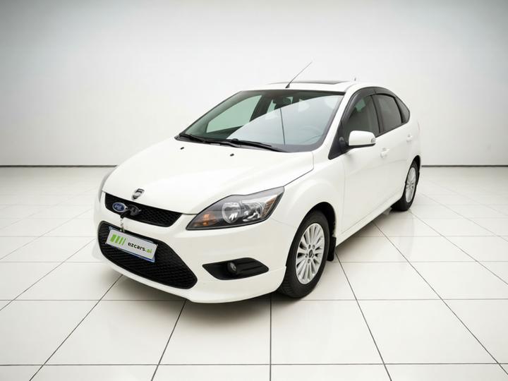 Focus 2013 Hatchback Classic 1.8L MT Fashion