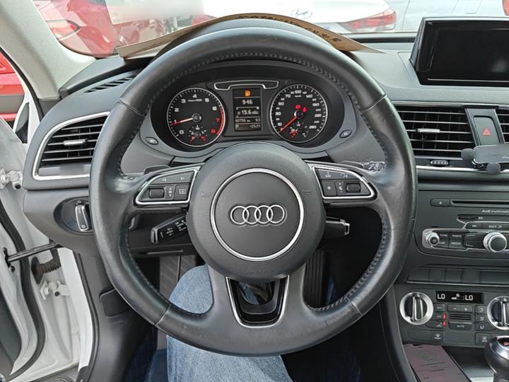 Q3 2015 35 TFSI Progressive photo 7