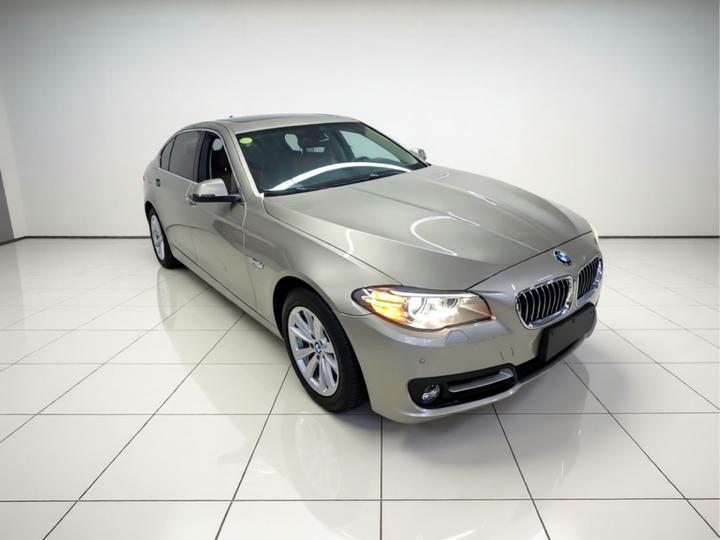 5 Series 2017 520Li photo 3