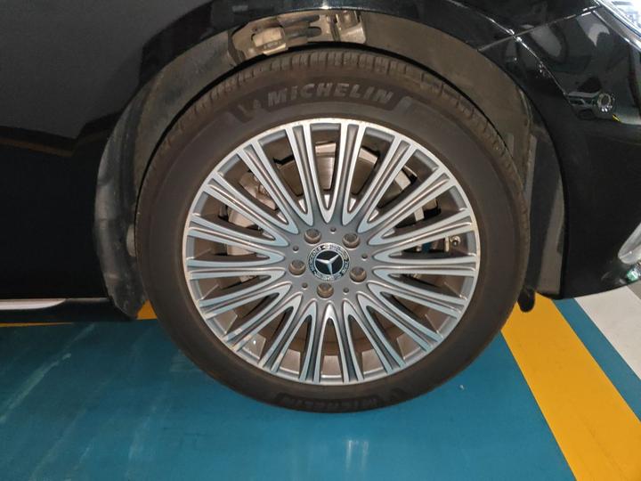 E-Class 2022 Facelift E 300 L Fashion photo 8
