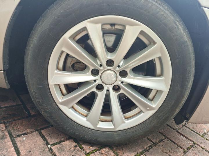 5 Series 2014 520Li photo 8