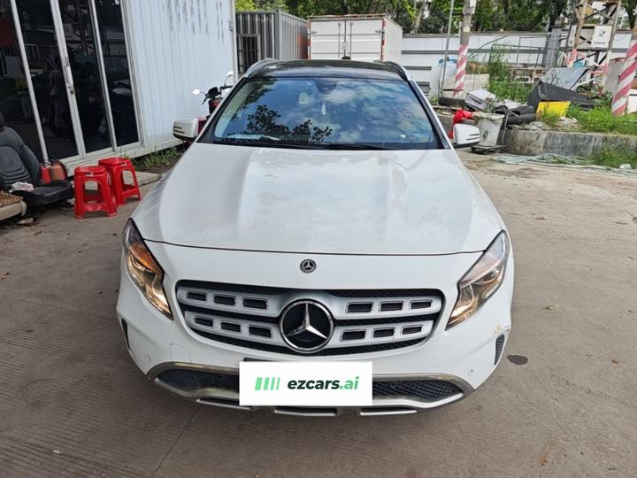 GLA 2019 GLA 200 Dynamic photo 2
