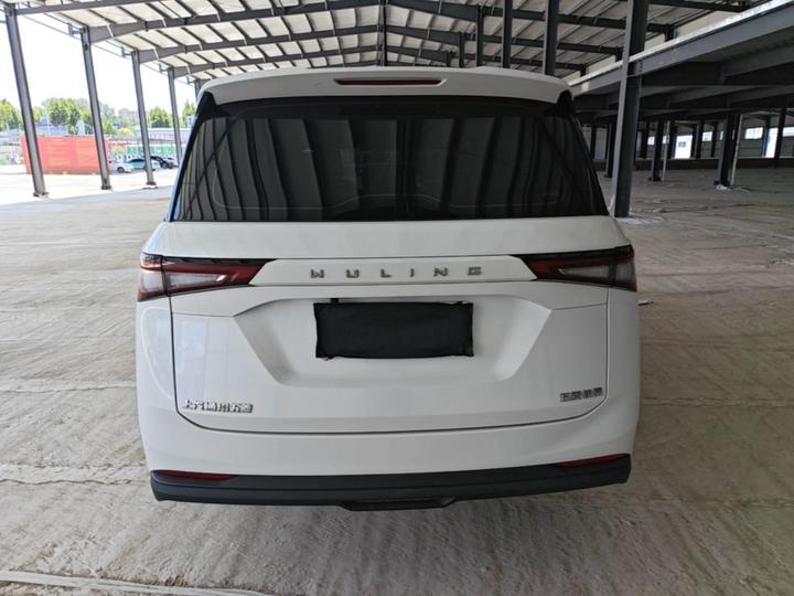 Wuling 2022 1.5L MT Elite photo 3