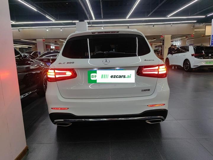 GLC 2017 GLC 300 4MATIC Dynamic photo 5