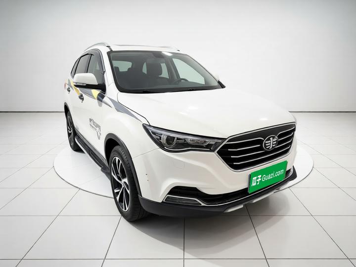 Bestune X40 2019 1.6L AT Luxury China V photo 3