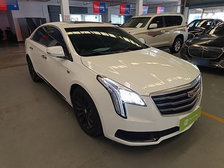 XTS 2018 28T Tech photo 3