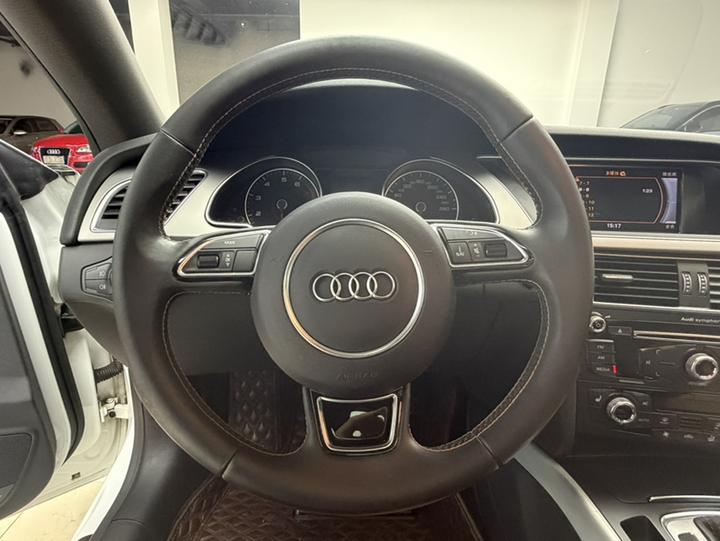 A5 2013 Coupe 40 TFSI photo 2