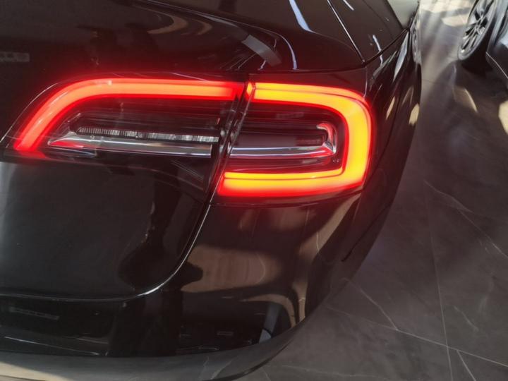 Model 3 2020 Facelift Standard Range RWD Upgraded photo 7