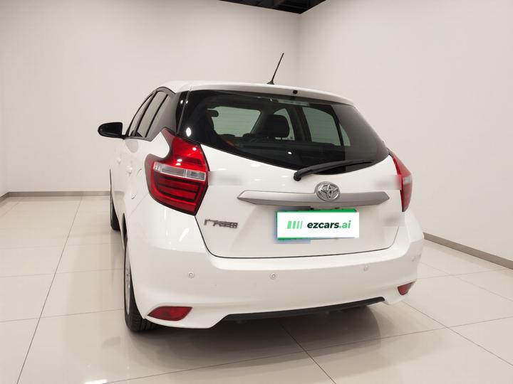 YARiS L 2022 1.5L CVT Leading PLUS photo 6