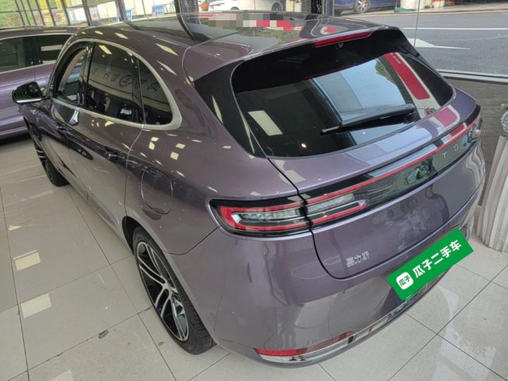 HIMA AITO M5 2025 EREV Ultra AWD photo 4
