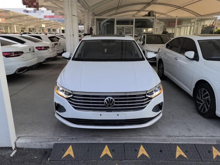Lavida 2023 Facelift 1.5L AT photo 2