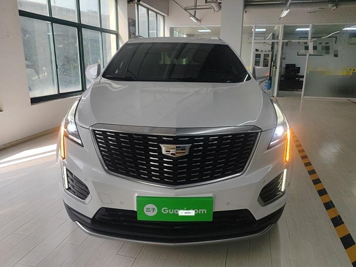 XT5 2020 28T Luxury photo 2