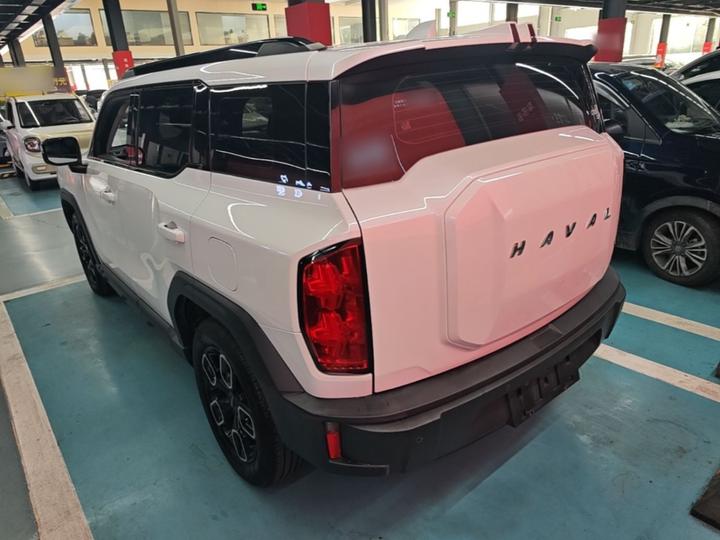 2022 1.5T DCT RWD photo 4